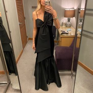 Badgley Mischka Bow-Front Crepe & Mikado Fishtail Gown